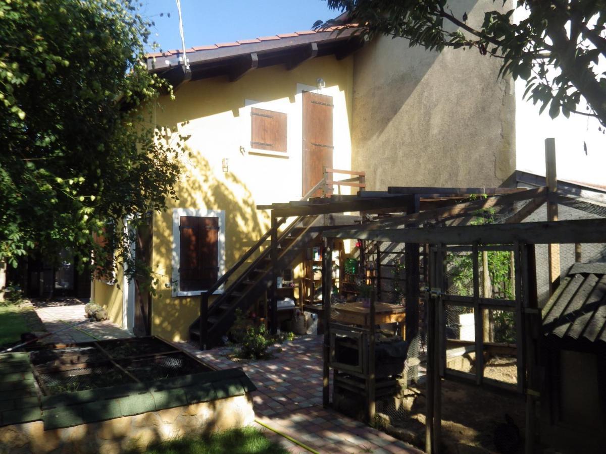 Bed & Breakfast Chez Gus Ars-sur-Formans